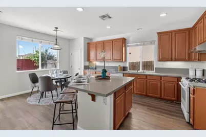 8304 Sundance Lane, Elk Grove, CA 95624 - Photo 14