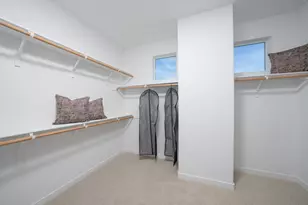 6819 W Oyster Point Ln, Stockton, CA 95219 - Photo 18