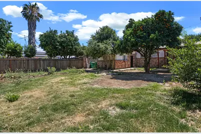 1004 S Shasta Avenue, Stockton, CA 95205 - Photo 28