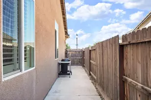 1493 Toy Ct, Manteca, CA 95337 - Photo 36