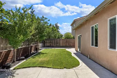 1493 Toy Court, Manteca, CA 95337 - Photo 32