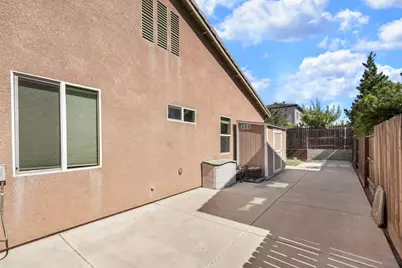 1493 Toy Court, Manteca, CA 95337 - Photo 34