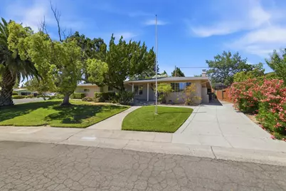 6801 Westmore Way, Carmichael, CA 95608 - Photo 2