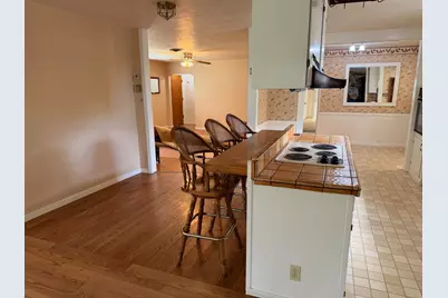 903 W Highway 12, Lodi, CA 95242 - Photo 16