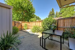 212 Hartnell Pl, Sacramento, CA 95825 - Photo 20