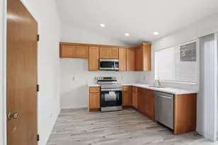 3804 Terneuzen Ave, Modesto, CA 95356 - Photo 4