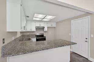5810 41st St, Sacramento, CA 95824 - Photo 8