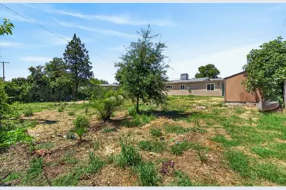 8212 Bruns Way, Sacramento, CA 95828 - Photo 28