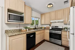 8935 Trujillo Way, Sacramento, CA 95826 - Photo 14