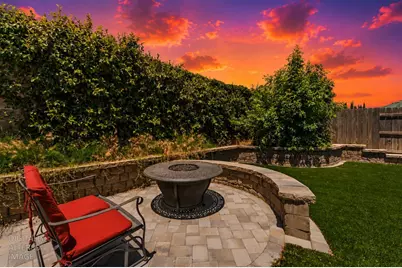 8935 Trujillo Way, Sacramento, CA 95826 - Photo 4