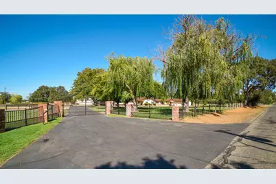 8720 Tavernor Road, Wilton, CA 95693 - Photo 2
