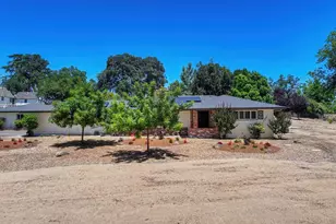 2180 Carol Ln, Roseville, CA 95747 - Photo 4