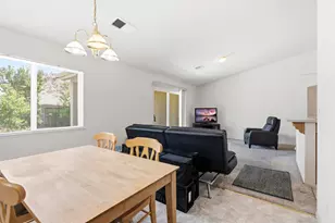 2085 W Solis St, Merced, CA 95348 - Photo 6