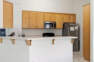 2085 W Solis St, Merced, CA 95348 - Photo 8