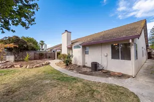8027 Montevina Dr, Sacramento, CA 95829 - Photo 32