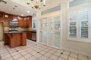3888 Windy Cove Cir, Stockton, CA 95219 - Photo 10