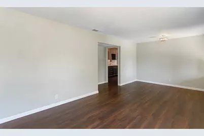 5205 63rd Street, Sacramento, CA 95820 - Photo 10