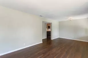 5205 63rd St, Sacramento, CA 95820 - Photo 10