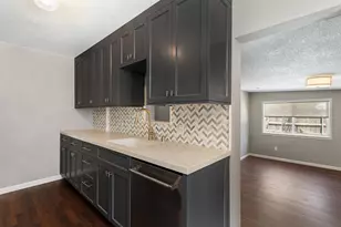 5205 63rd St, Sacramento, CA 95820 - Photo 4