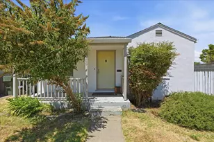 2540 28th St, Sacramento, CA 95818 - Photo 1