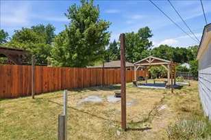 2540 28th St, Sacramento, CA 95818 - Photo 24