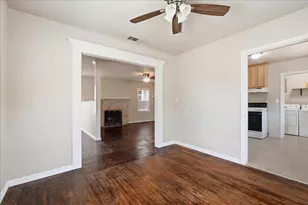 2540 28th St, Sacramento, CA 95818 - Photo 8