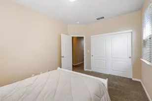 3662 W River Dr, Sacramento, CA 95833 - Photo 22