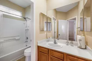 3662 W River Dr, Sacramento, CA 95833 - Photo 30
