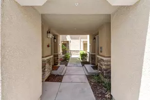3301 N Park Dr, Sacramento, CA 95835 - Photo 14