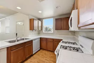 4800 Westlake Pkwy, Sacramento, CA 95835 - Photo 14