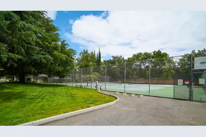 1162 Spruce Tree Circle, Sacramento, CA 95831 - Photo 28