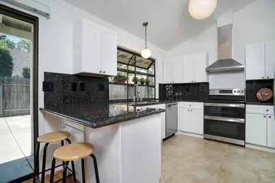 1162 Spruce Tree Circle, Sacramento, CA 95831 - Photo 10