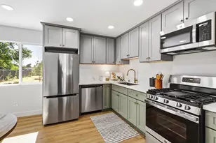 5170 28th St, Sacramento, CA 95820 - Photo 14