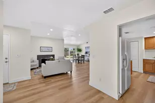 8705 Brigham Way, Sacramento, CA 95826 - Photo 14