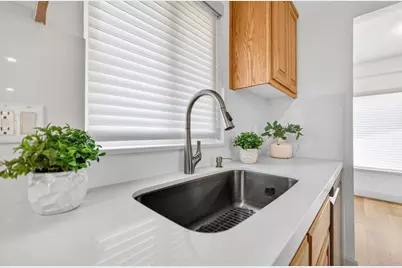 8705 Brigham Way, Sacramento, CA 95826 - Photo 20