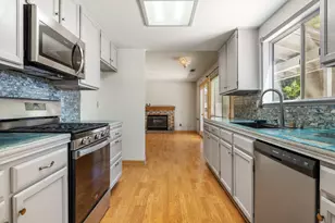 304 Cassidy Ct, Modesto, CA 95356 - Photo 12