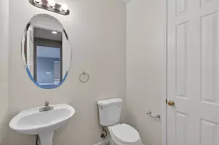 9234 Rushing Creek Way, Elk Grove, CA 95624 - Photo 16