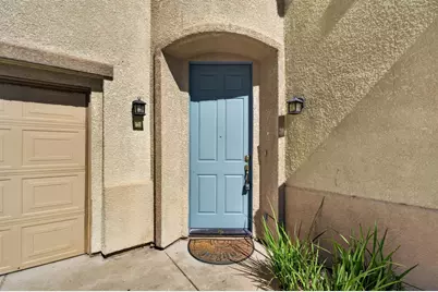 9234 Rushing Creek Way, Elk Grove, CA 95624 - Photo 10
