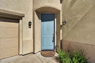 9234 Rushing Creek Way, Elk Grove, CA 95624 - Photo 10