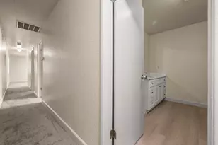 2129 Acacia Ct, Stockton, CA 95203 - Photo 36