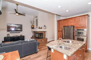 8955 Ashmore Way, Elk Grove, CA 95624 - Photo 14