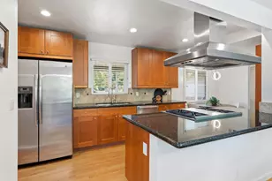 1141 Brownwyk Dr, Sacramento, CA 95822 - Photo 14