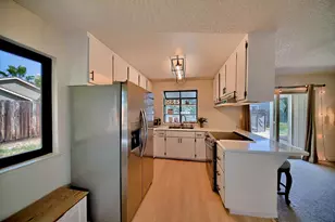 8238 Ferncreek Ct, Citrus Heights, CA 95621 - Photo 12