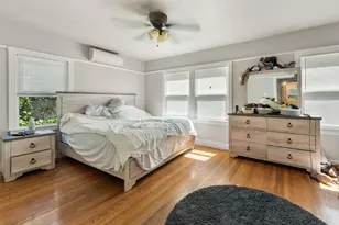 910 35th St, Sacramento, CA 95816 - Photo 14