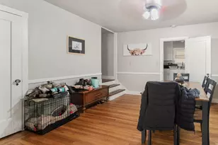910 35th St, Sacramento, CA 95816 - Photo 8