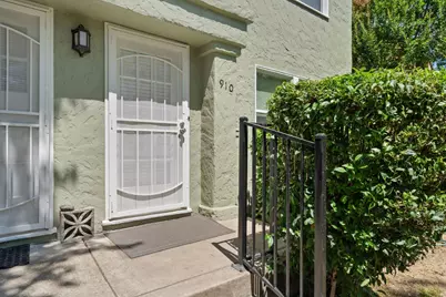 910 35th Street, Sacramento, CA 95816 - Photo 4
