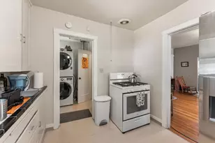 910 35th St, Sacramento, CA 95816 - Photo 36