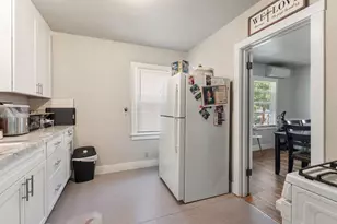 910 35th St, Sacramento, CA 95816 - Photo 10