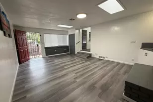 2201 Edgewater Road, Sacramento, CA 95815 - Photo 18