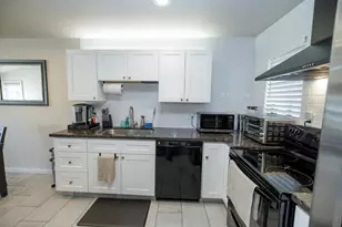3722 W Benjamin Holt Dr, Stockton, CA 95219 - Photo 16